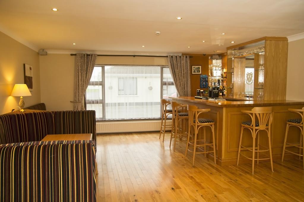 Hillview House Hotel Lusk Exterior foto