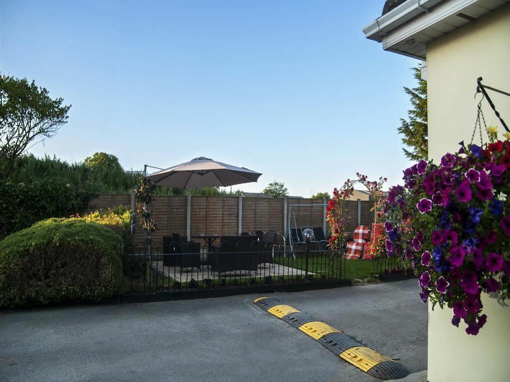 Hillview House Hotel Lusk Exterior foto
